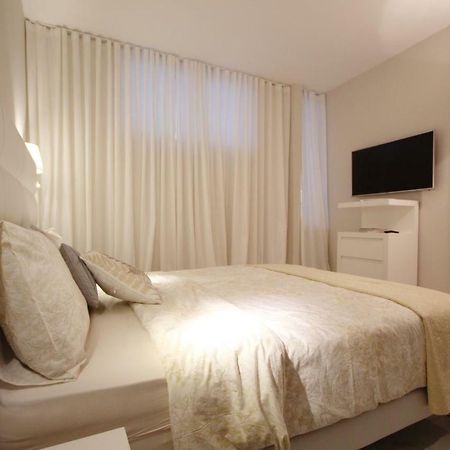 Luxury Apartments In First Beach Line With Pool Costa Adeje  Exterior photo